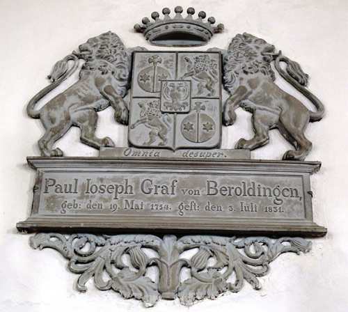 Gedenktafel für Graf Paul Joseph von Beroldingen in der Ratzenrieder Kirche (Foto: Hans Knöpfler) 